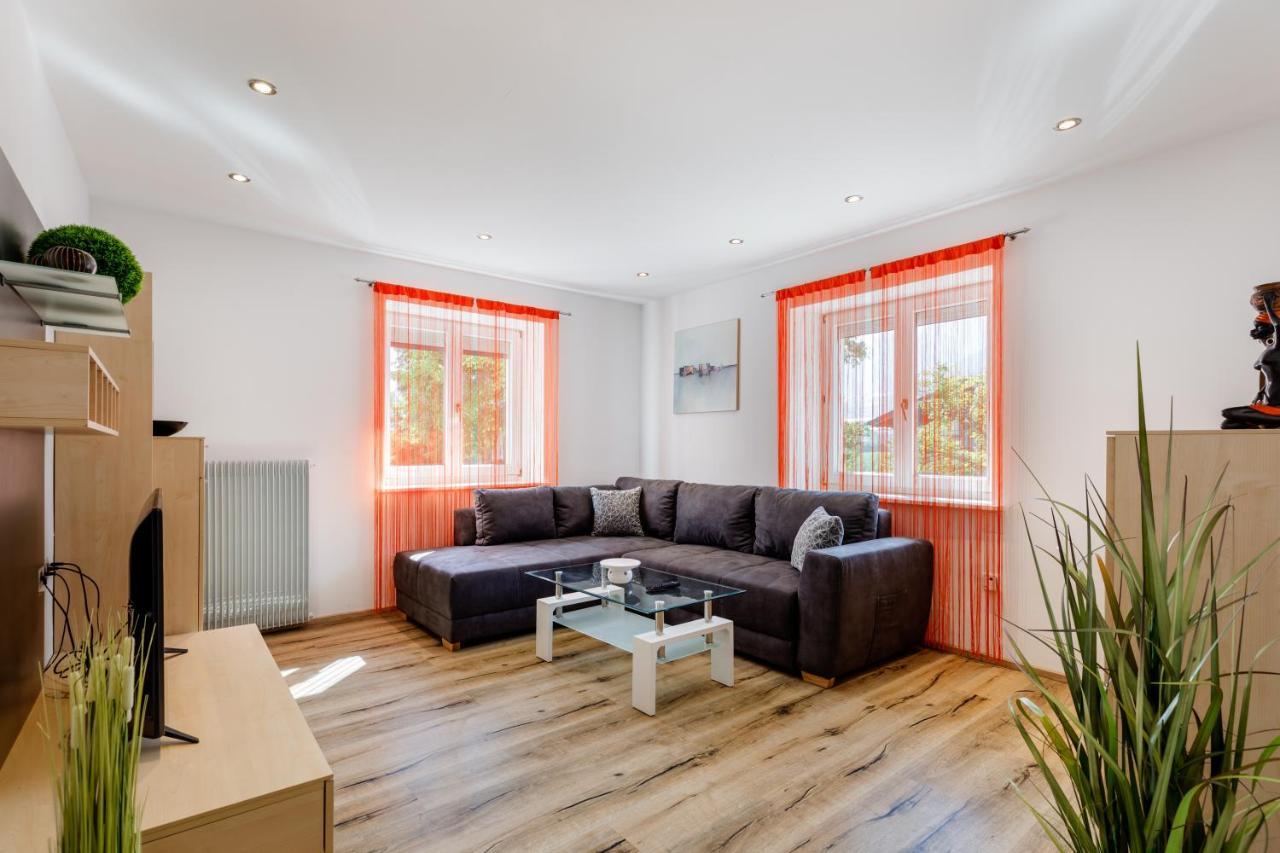Apartment Viktoria كاستلبيلو المظهر الخارجي الصورة